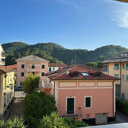 Ampio Trilocale Con Posto Auto Villa Sestri Levante Exterior foto
